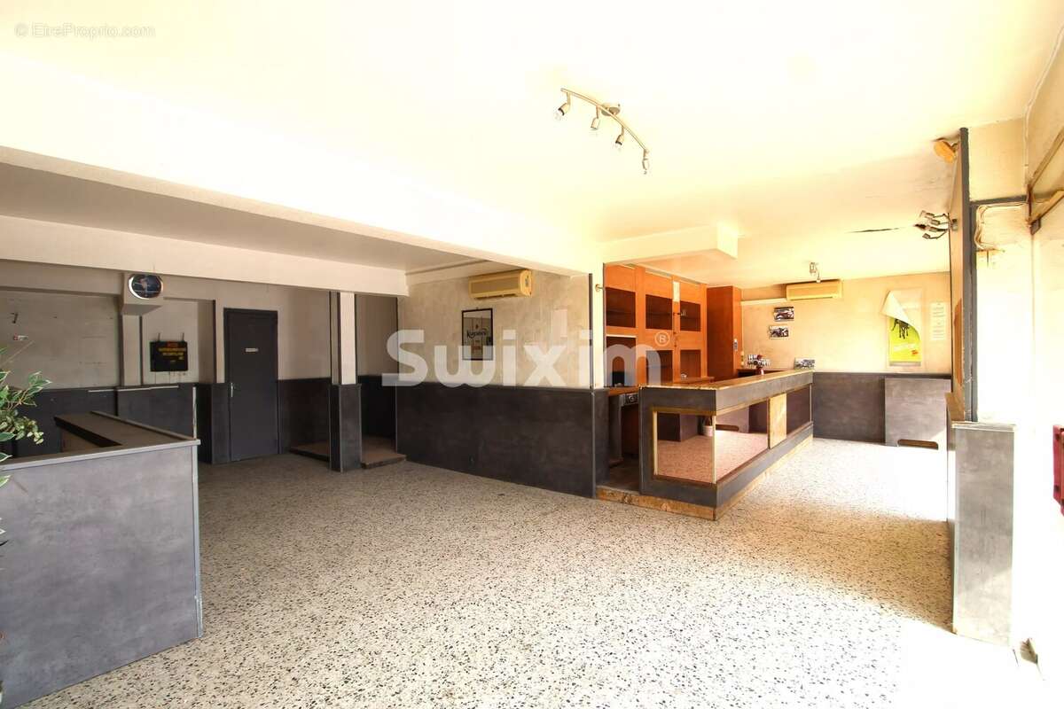 Commerce à SAINT-RAPHAEL