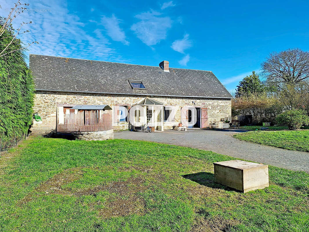 Maison à CAHAGNES