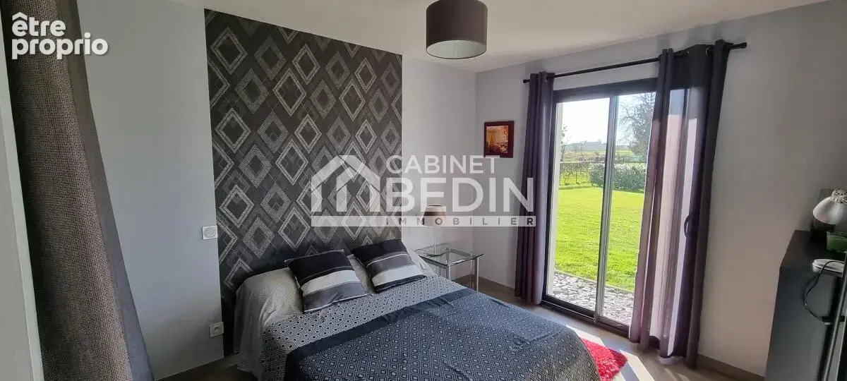 Maison 6 pièces 212 m² à vendre à Bourg (33710) - photo 4