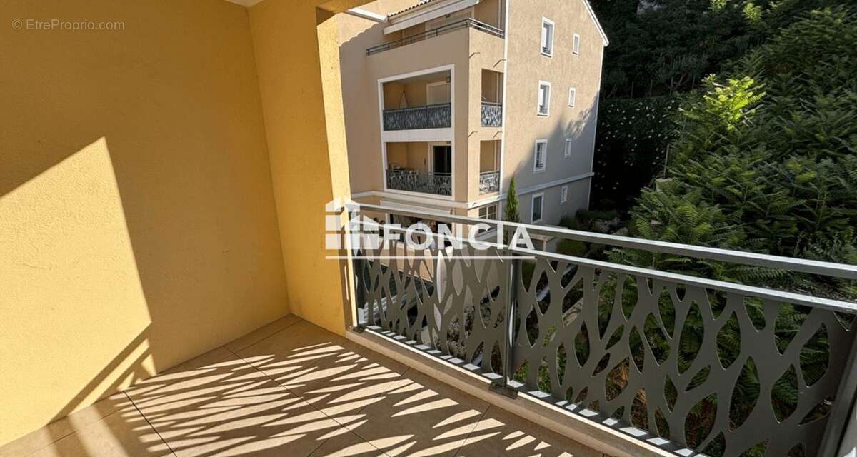 Appartement à MENTON