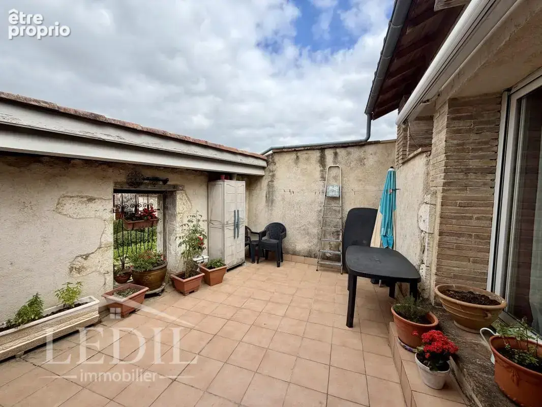 Grand T3 avec terrasse hyper centre - photo 10
