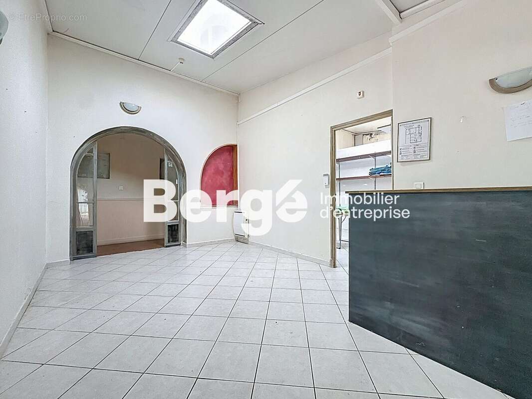 Commerce à CAGNES-SUR-MER