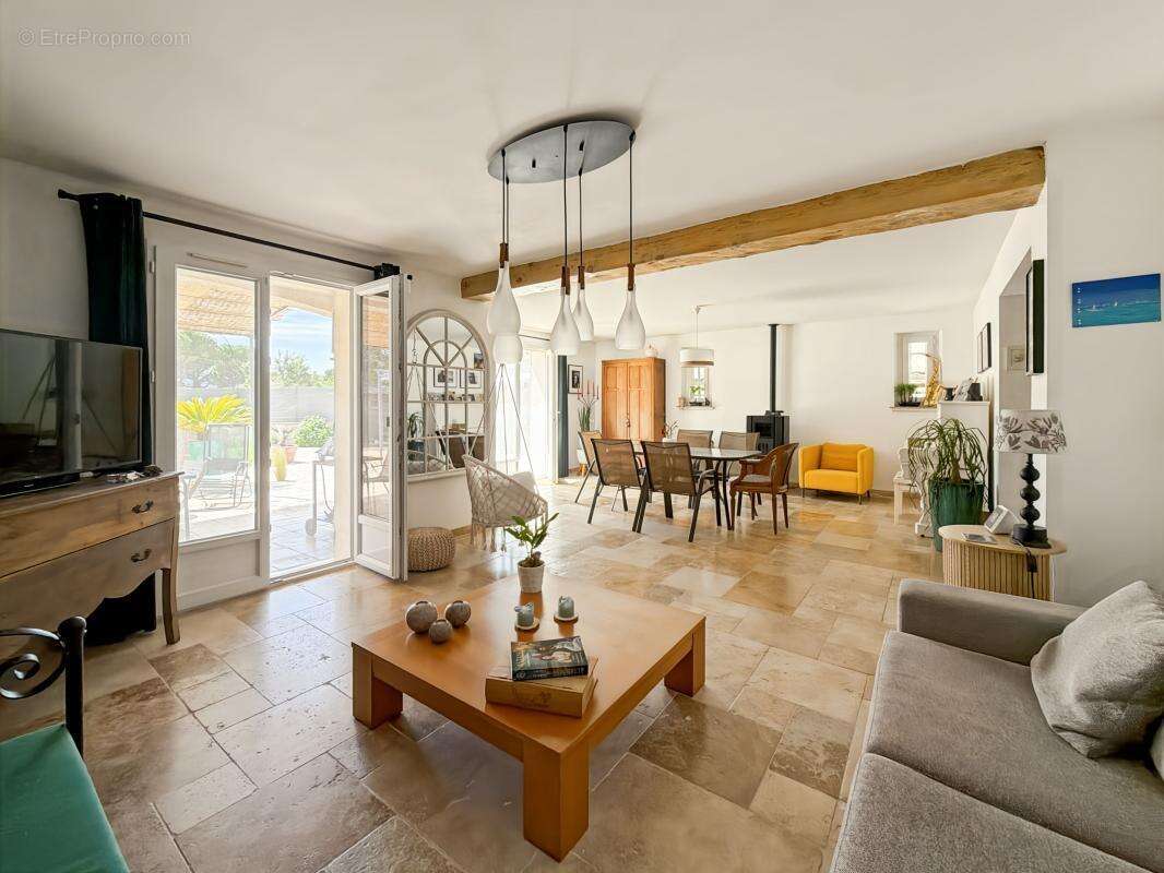 Maison à PUGET-SUR-ARGENS