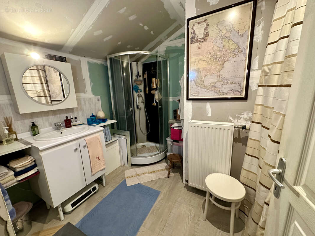 Maison à FREULLEVILLE