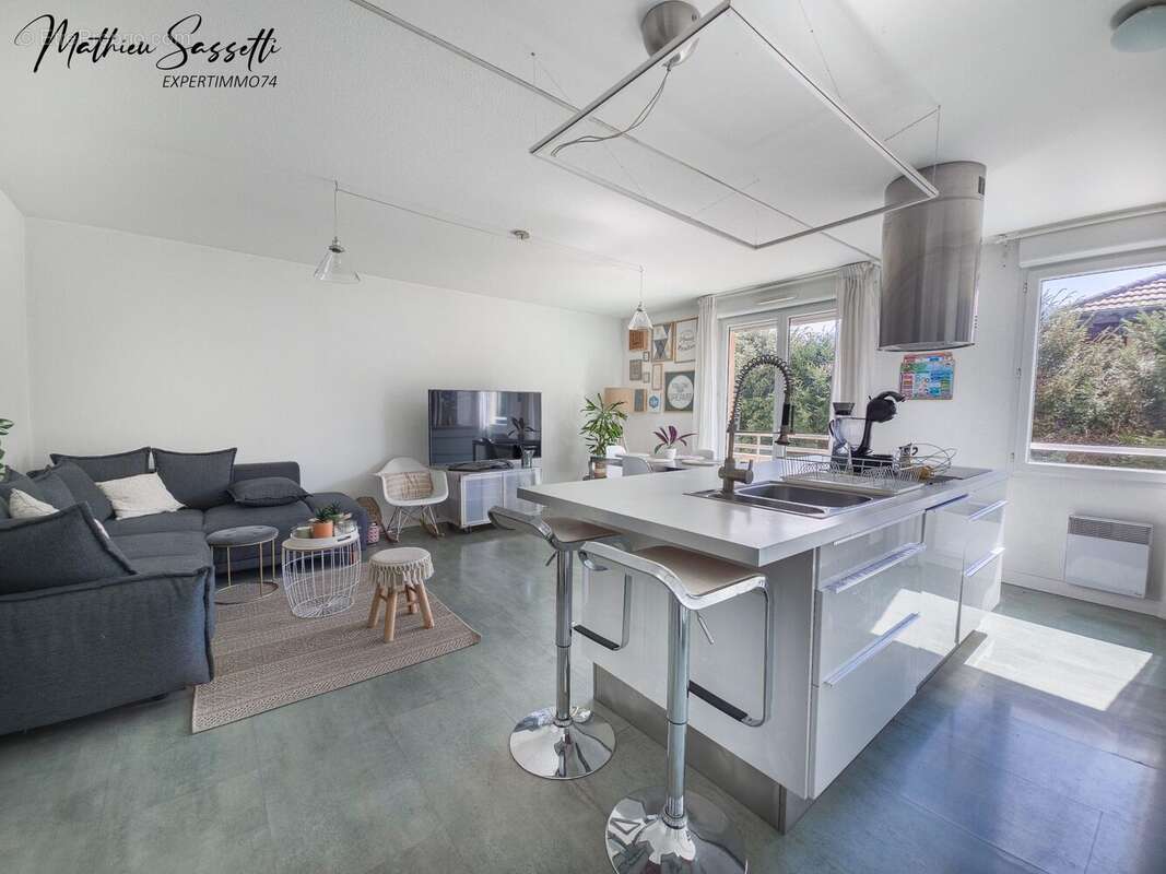 Appartement à VETRAZ-MONTHOUX