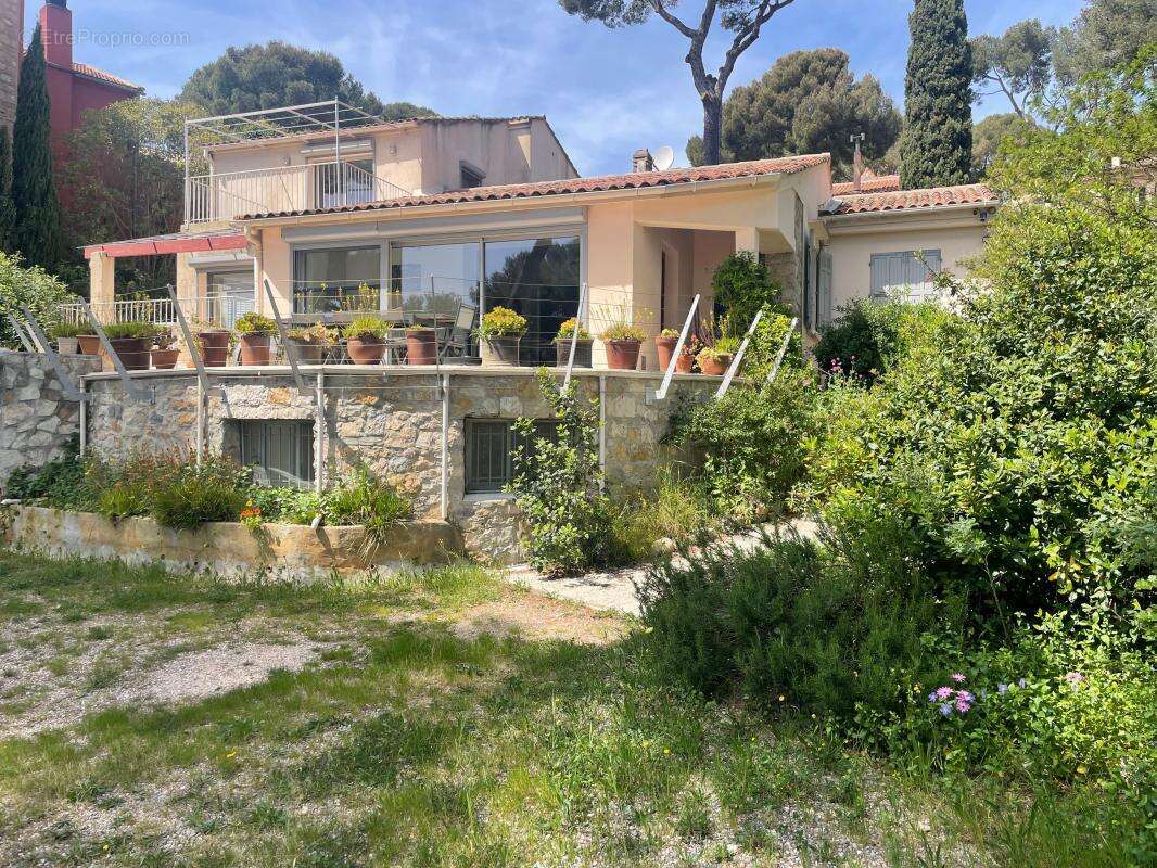 Quartier mar-vivo villa d exception pieds dans l eau - photo 9