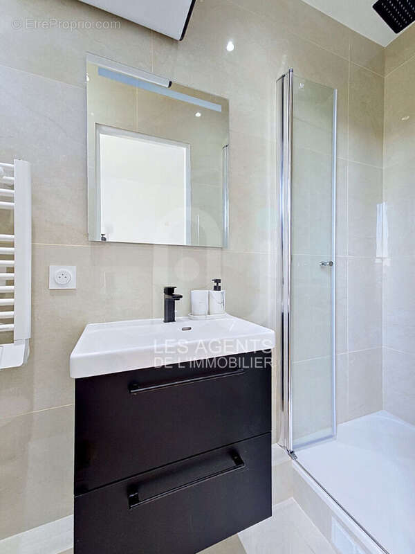 Appartement à ASNIERES-SUR-SEINE