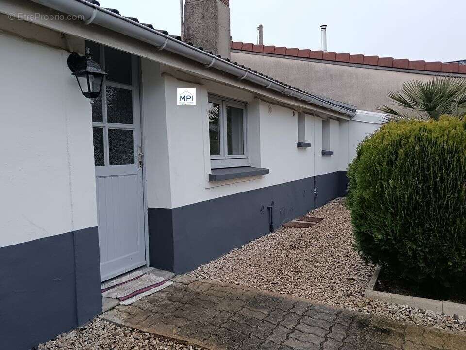 Maison 46 m² à Annay  - photo 10