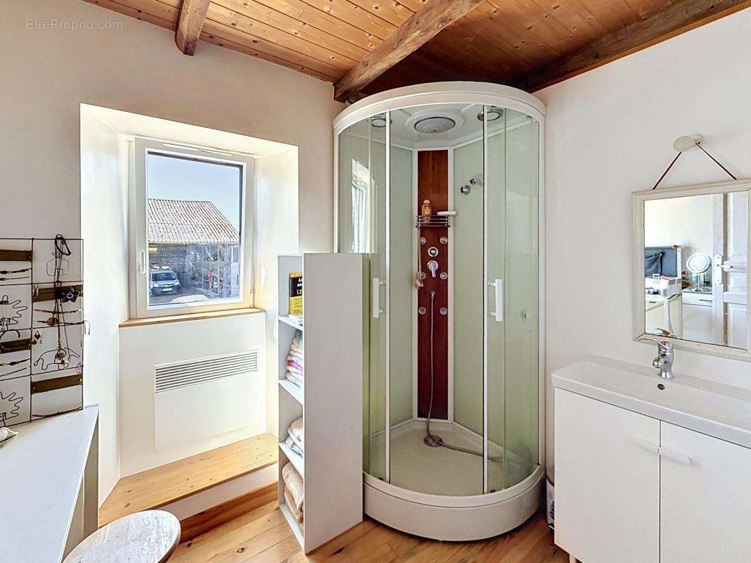 Maison 75 m² à Ploudiry  - photo 6