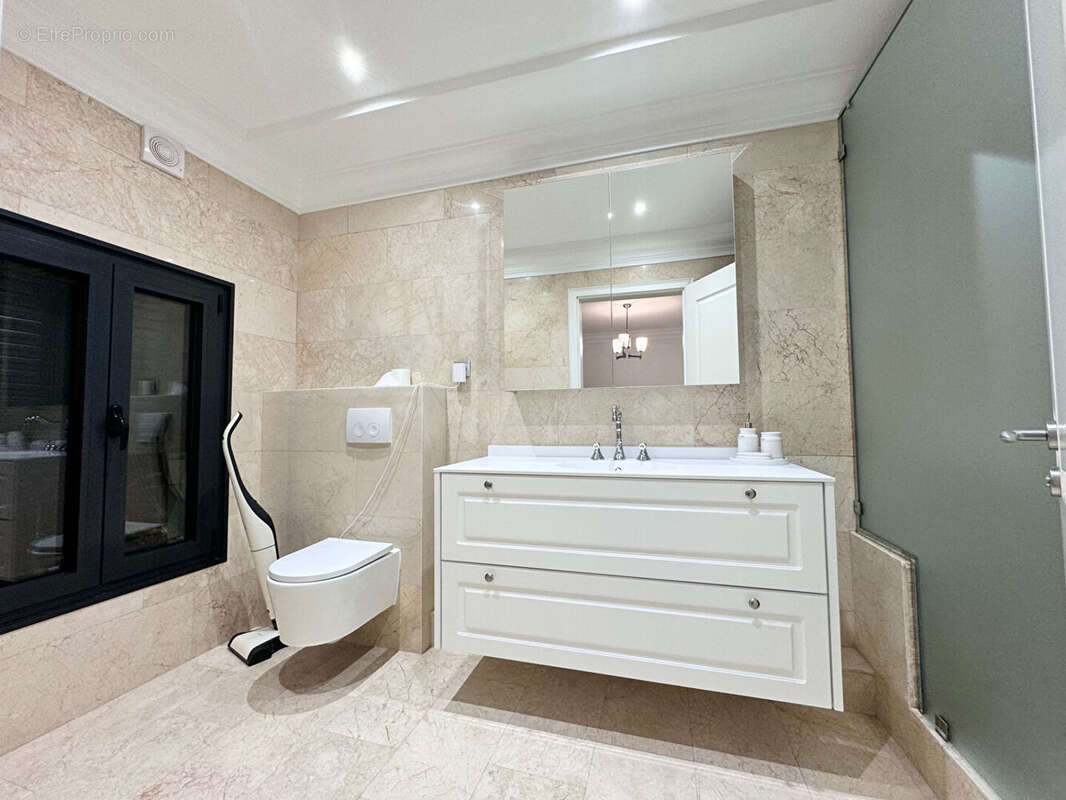 Maison à SAINT-GRATIEN