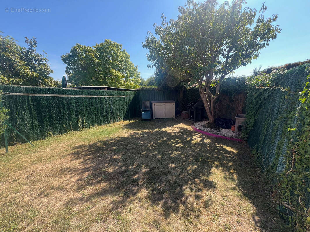 Maison à MONTIGNY-LE-BRETONNEUX