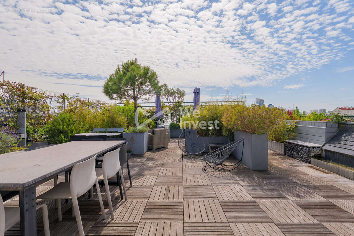 Appartement à CHARENTON-LE-PONT