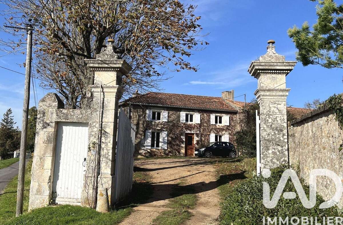 Photo 4 - Maison à QUINCAY