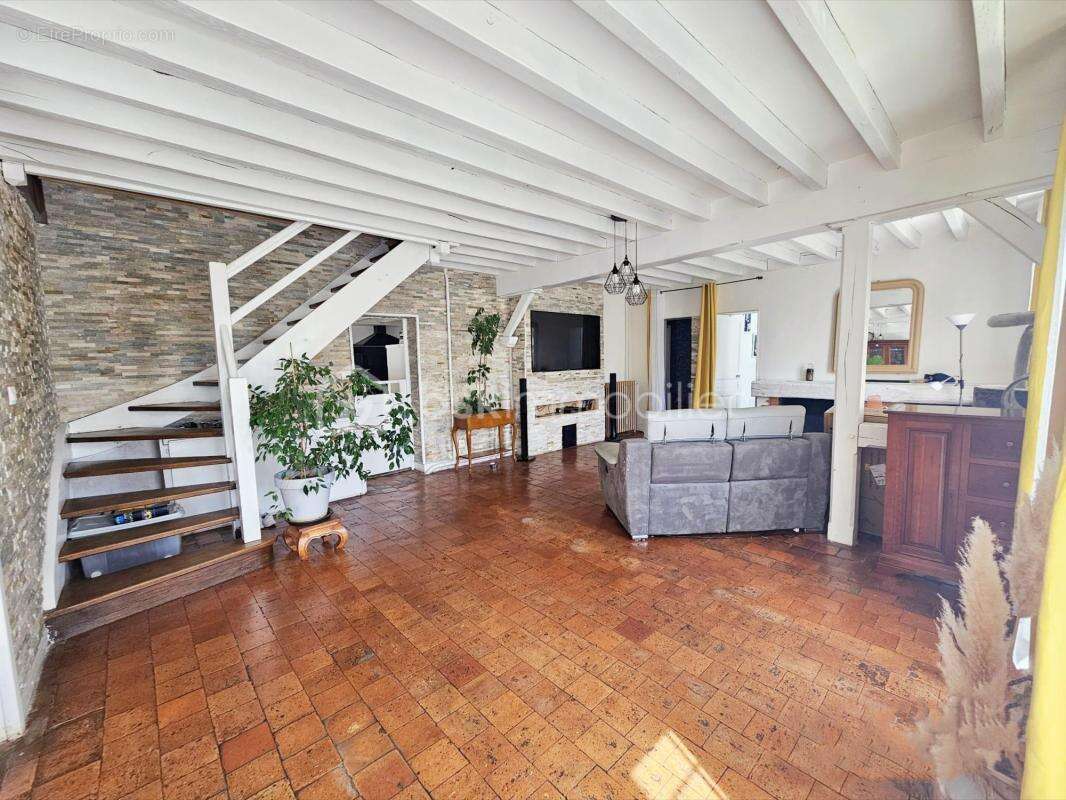 Maison à SAINT-MARTIN-D&#039;ABBAT