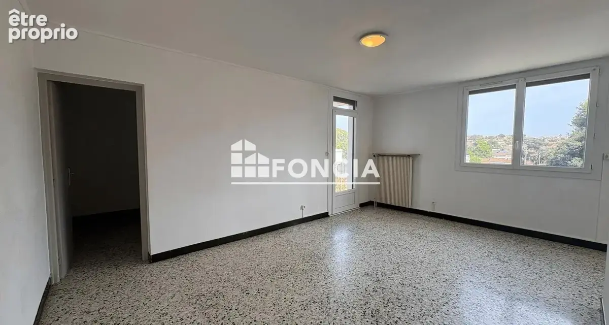 Béziers – Appartement T3 de 70 m² deux balcons, au calme en 1er étage vue dégagée - photo 4