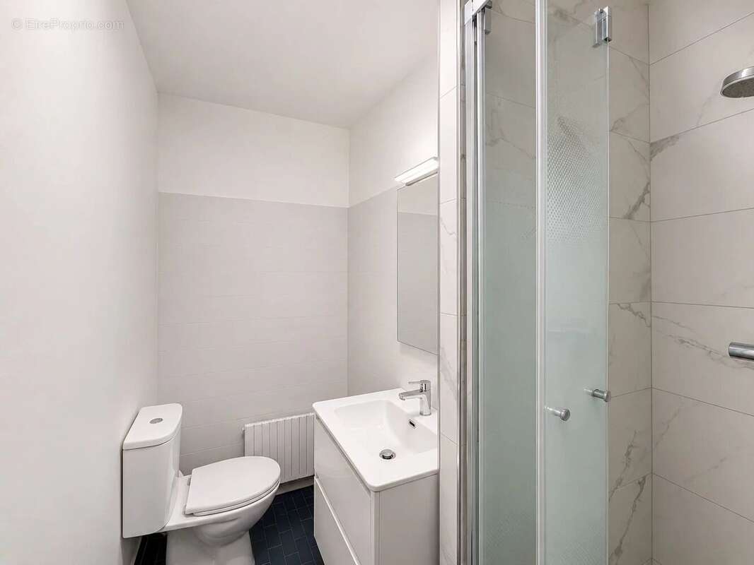 Dernier étage avec Terrasse de 30 m² - Toits de Paris - photo 10
