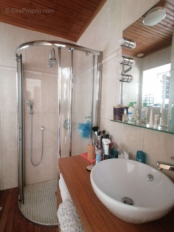 Maison à SAINT-ETIENNE-DE-MER-MORTE