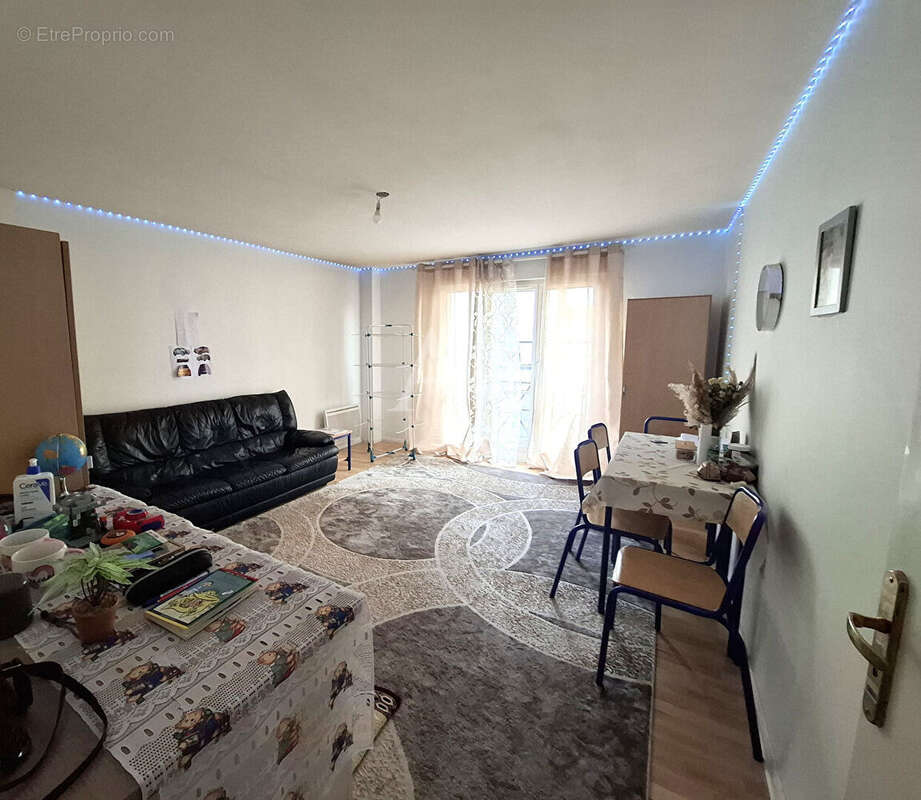 Appartement à LIMEIL-BREVANNES