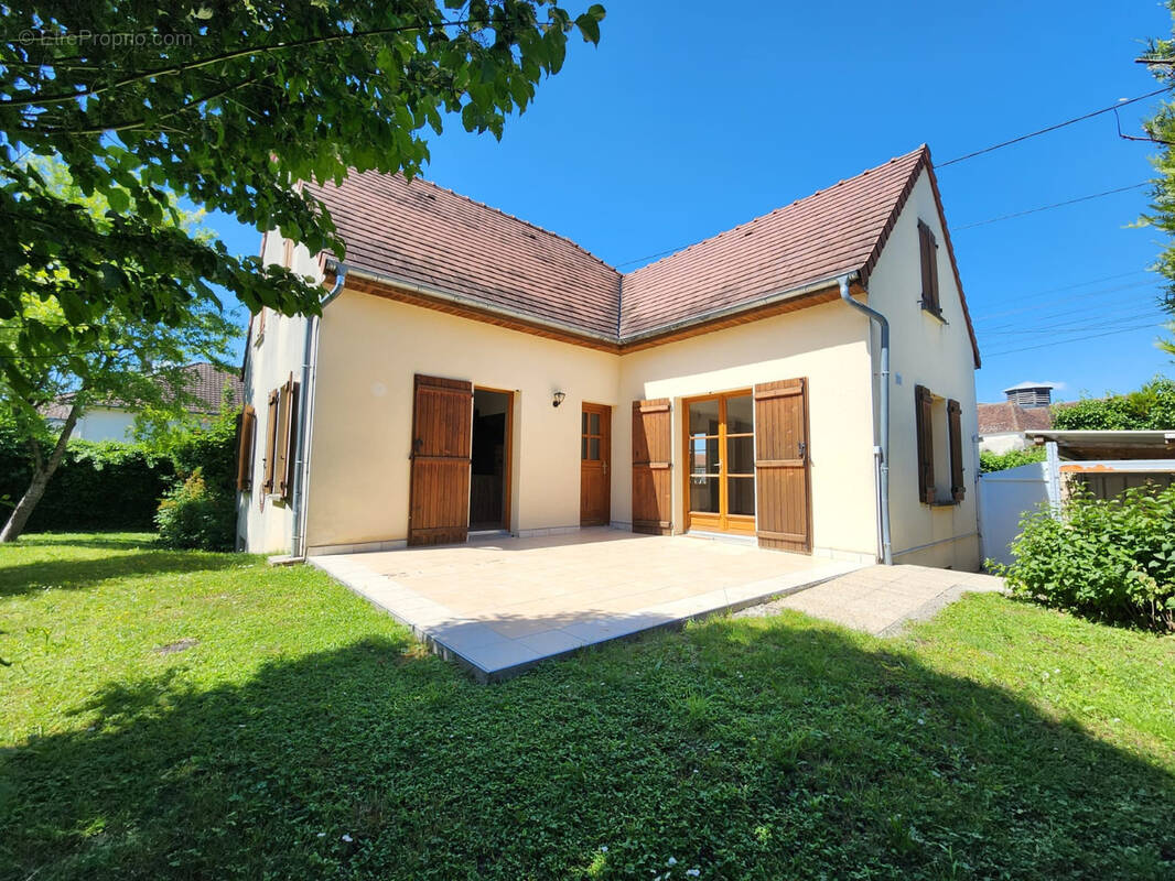 Maison à LES NOES-PRES-TROYES