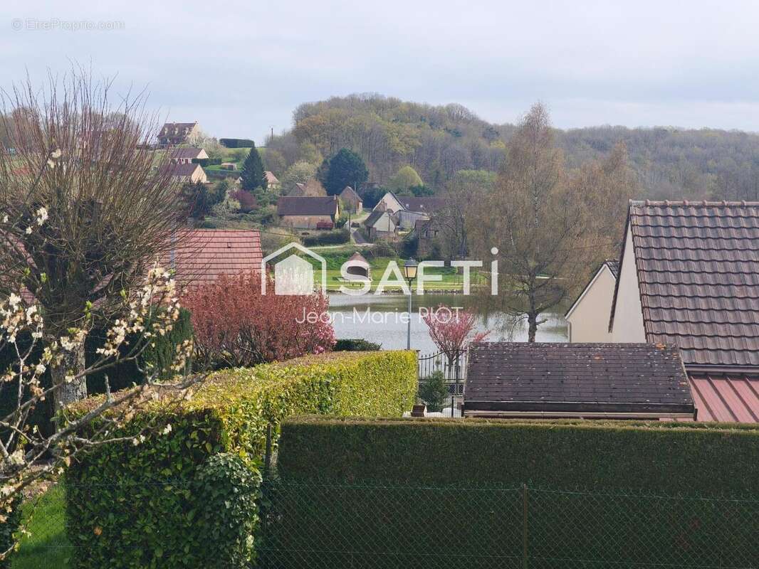 Maison 71 m² à La Madeleine-Bouvet  - photo 6