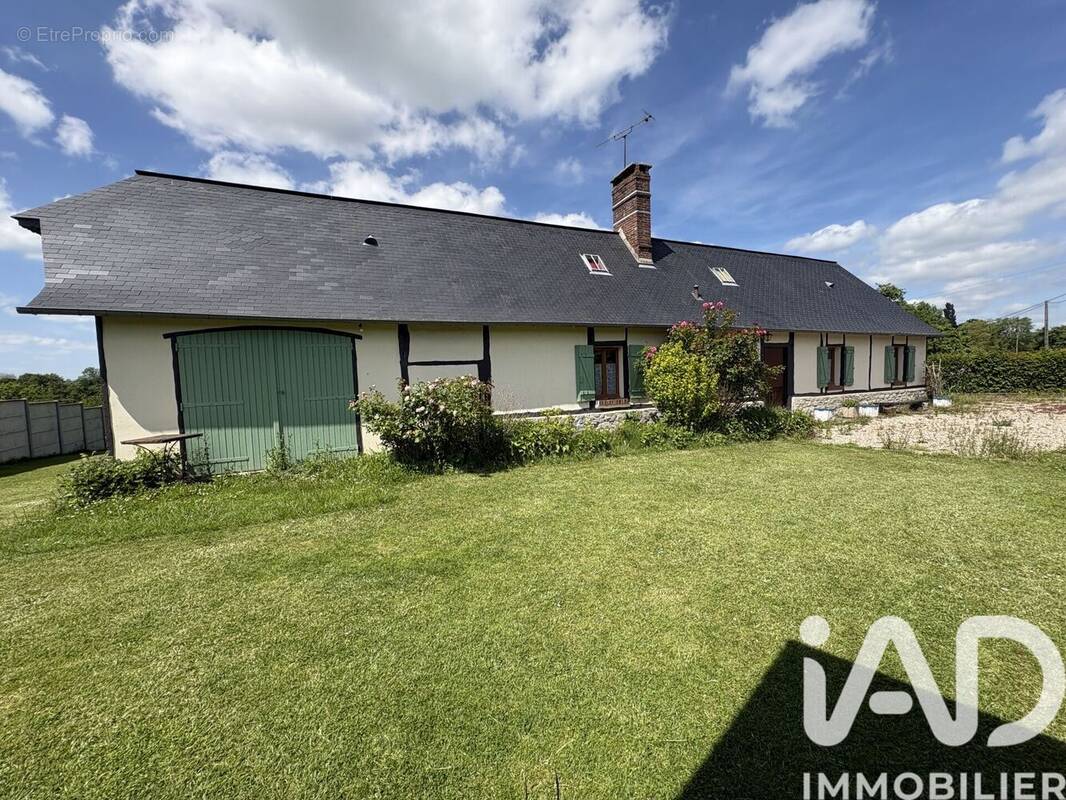 Photo 1 - Maison à SAINT-MICHEL-D'HALESCOURT