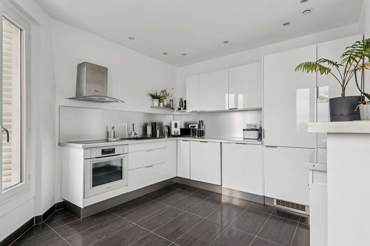 Appartement à ENGHIEN-LES-BAINS