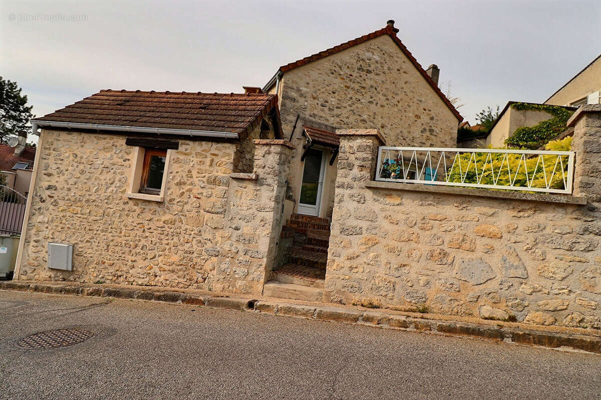 Maison à CHAVENAY