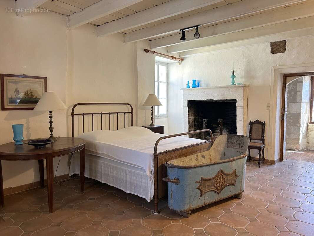 Maison à SAINT-PAUL-LIZONNE