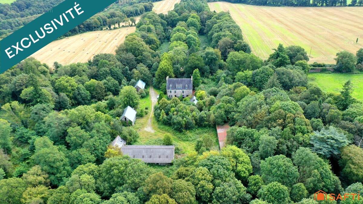 Photo 1 - Maison à CARHAIX-PLOUGUER