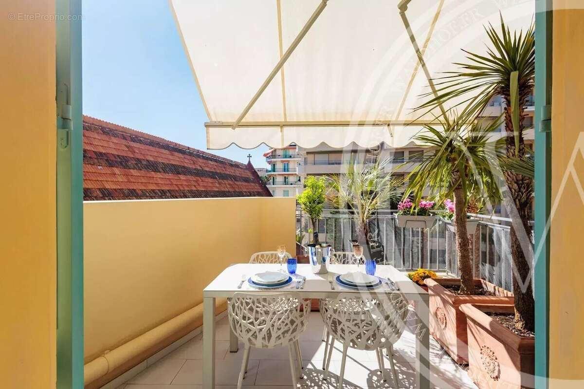 Appartement à MENTON