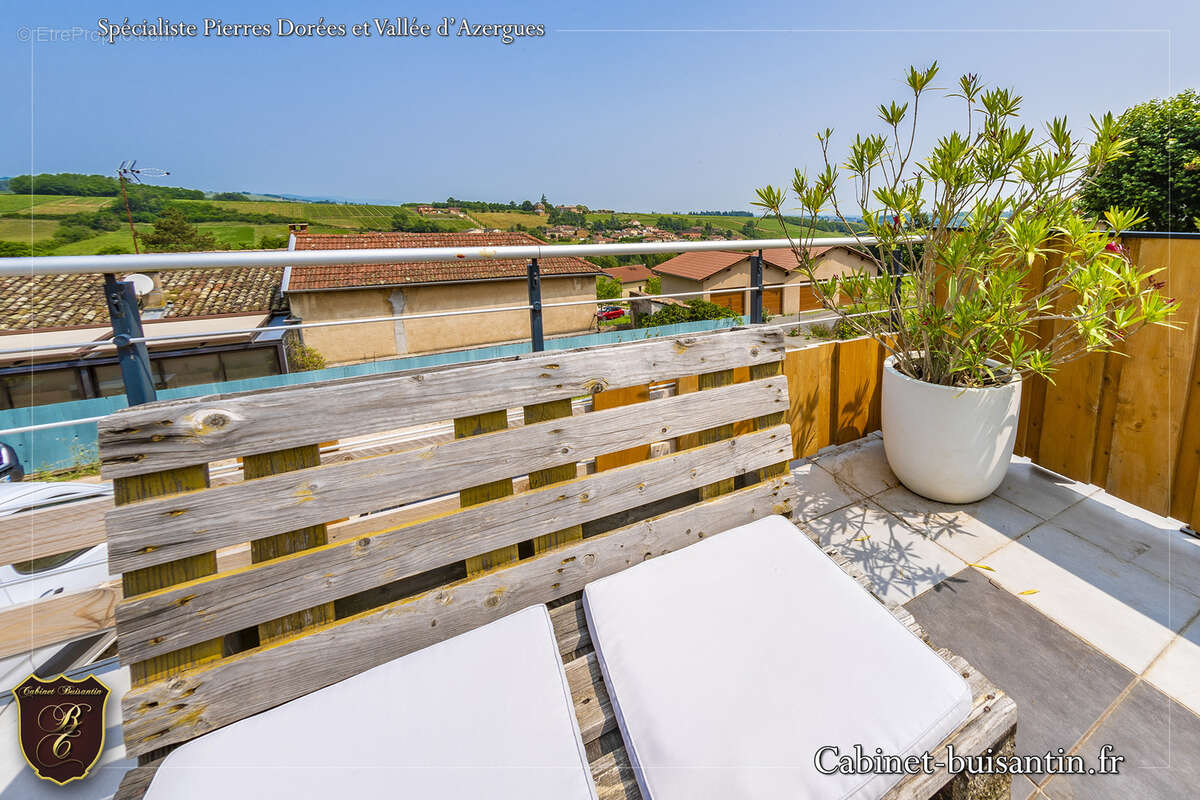 Maison à POUILLY-LE-MONIAL