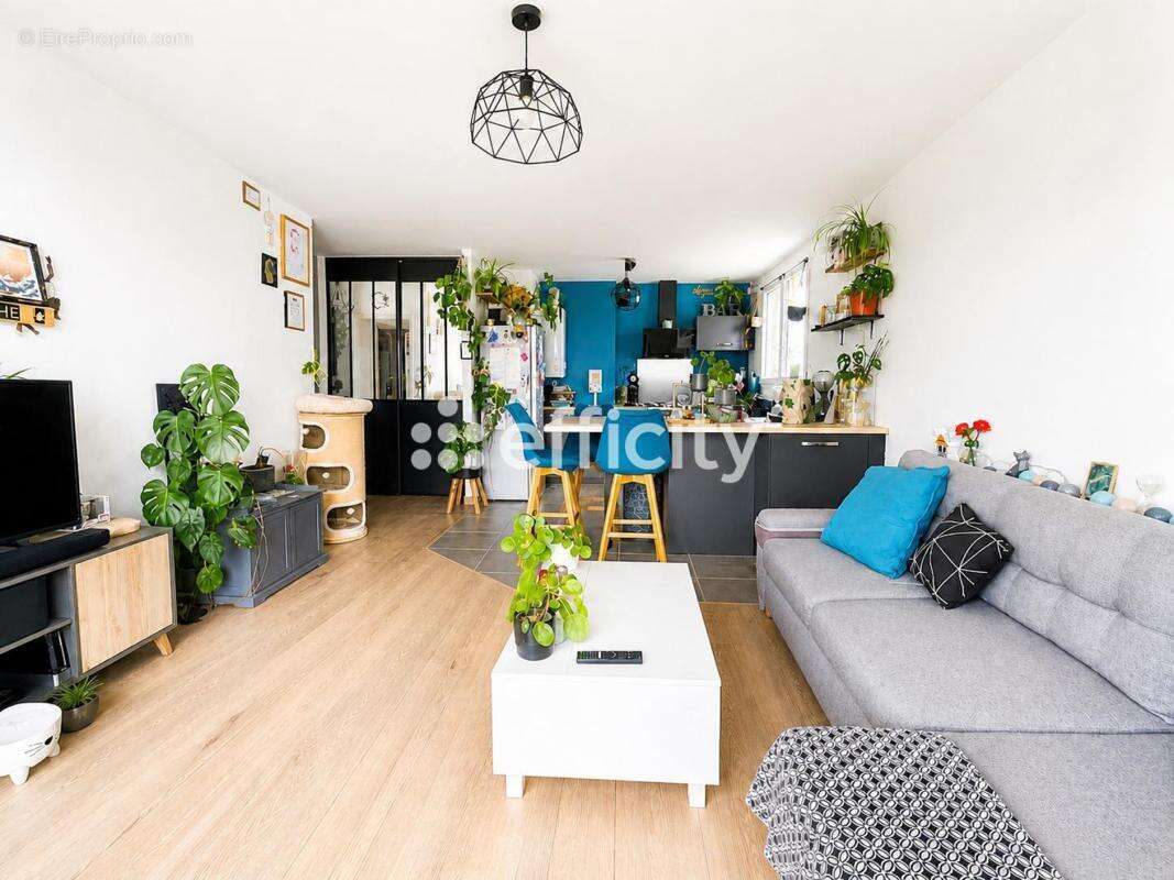 Appartement à LA RICHE