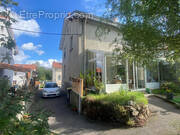 Photo 1 - Maison à ROCHE-LA-MOLIERE