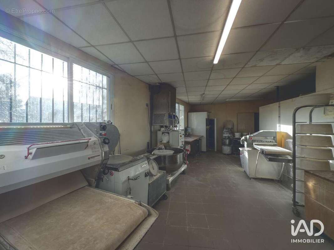 Photo 7 - Commerce à QUISSAC