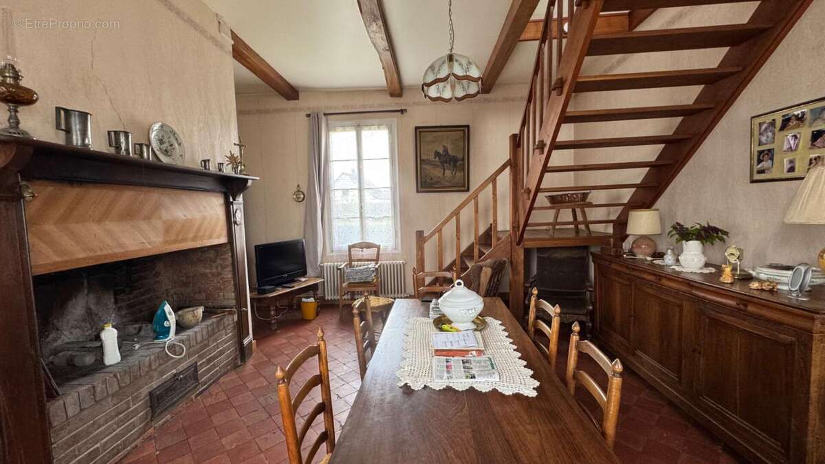 Maison à FRIAUCOURT