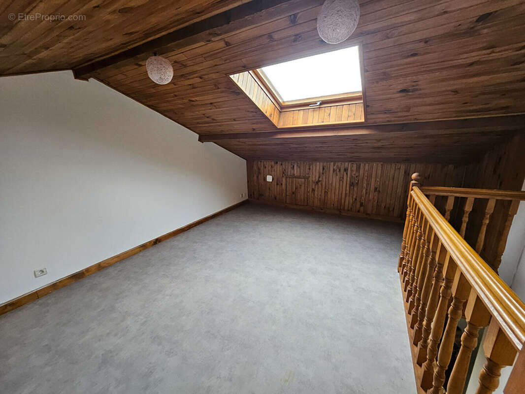 Maison à MIONS