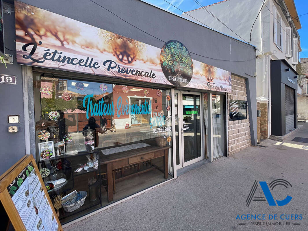 Commerce à CARQUEIRANNE