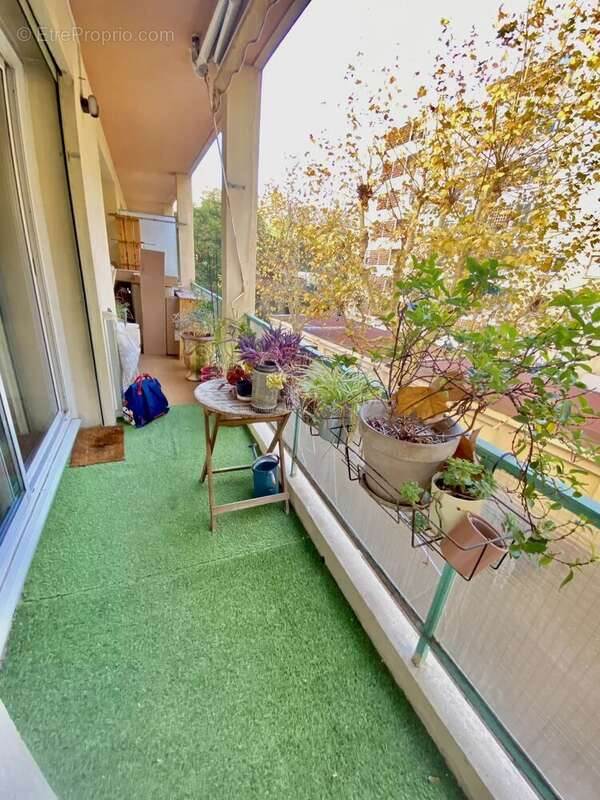 Appartement à MARSEILLE-7E