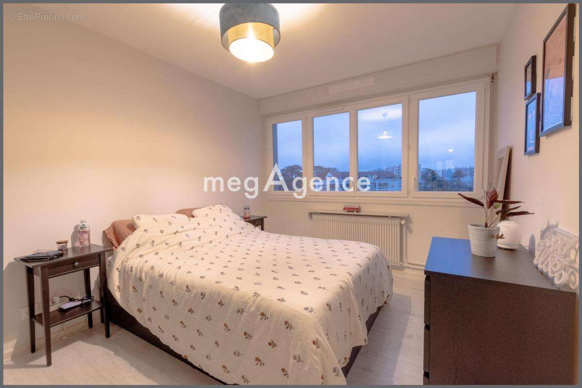 Appartement à SAINTE-FOY-LES-LYON
