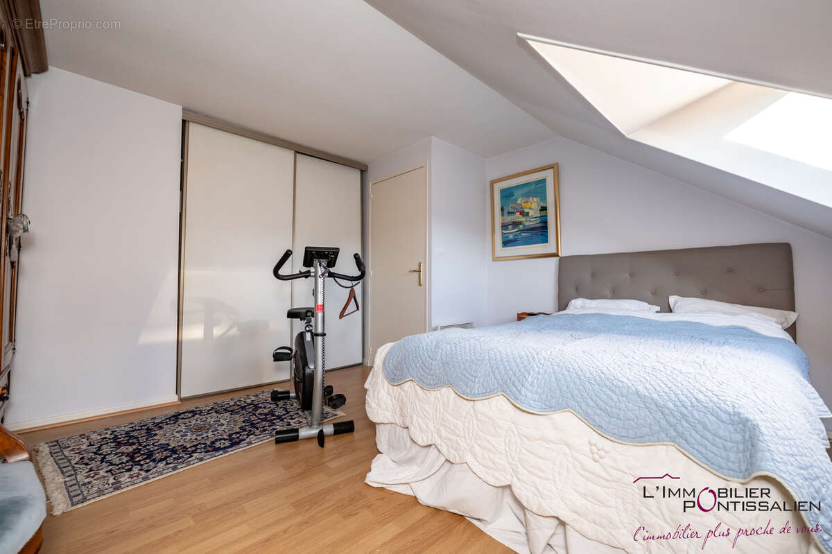 Pontarlier centre ville : duplex dernier etage - photo 12