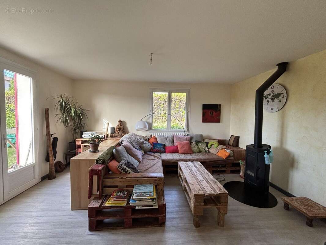 Maison à PRIVAS