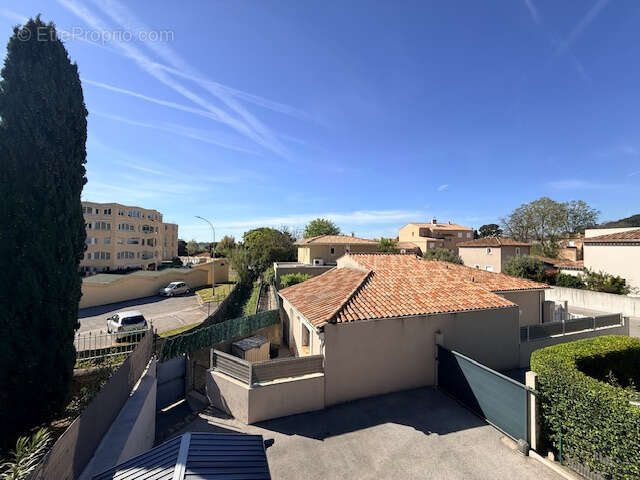 Appartement à LA VALETTE-DU-VAR