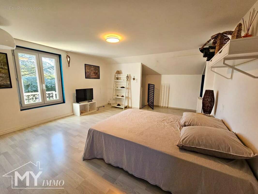 Maison à SAINT-AVIT-SAINT-NAZAIRE