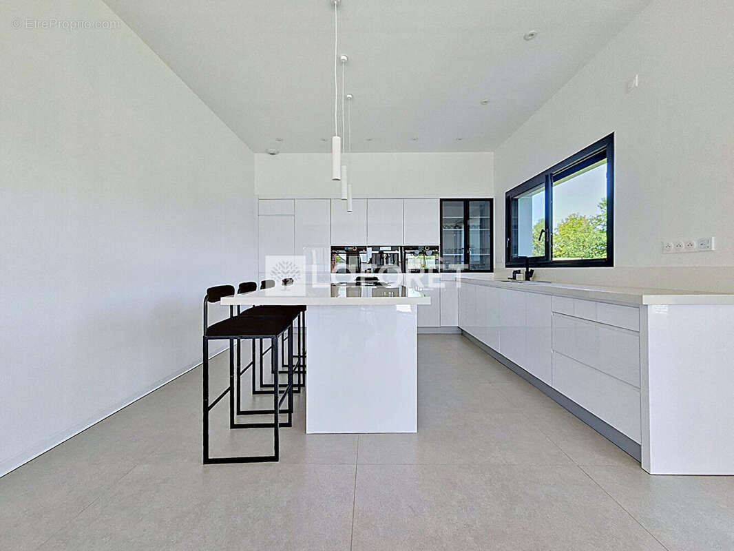 Maison contemporaine 4 chambres avec piscine - photo 4