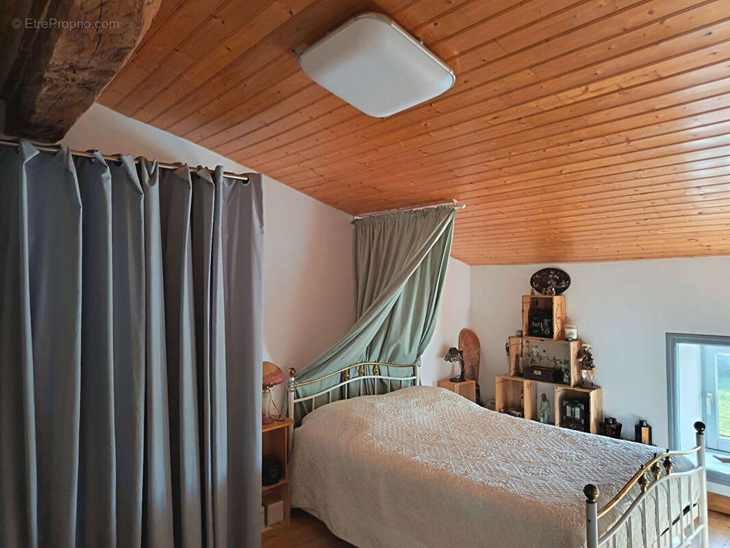 Maison à CHERMIGNAC