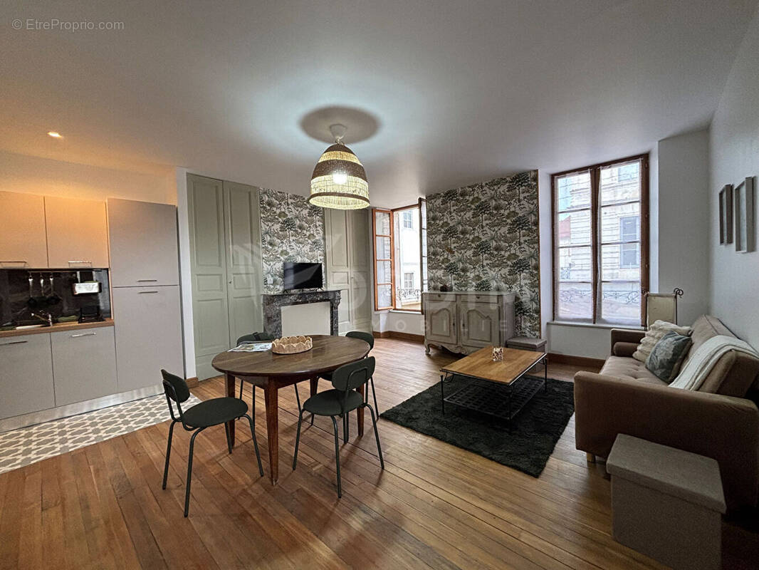 Appartement à TONNERRE