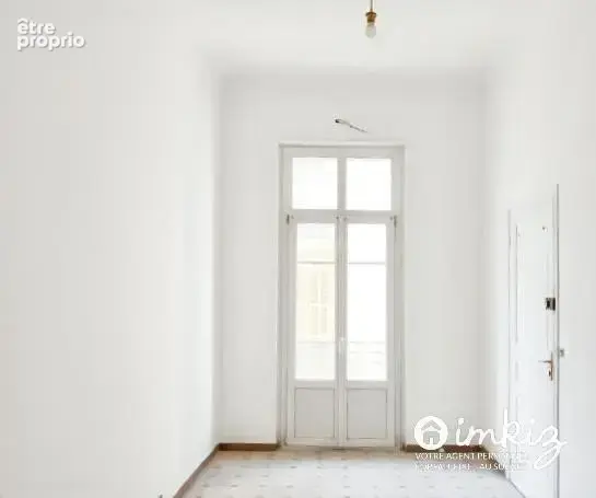 T4 de 80 m² repeint, gros potentiel - photo 10