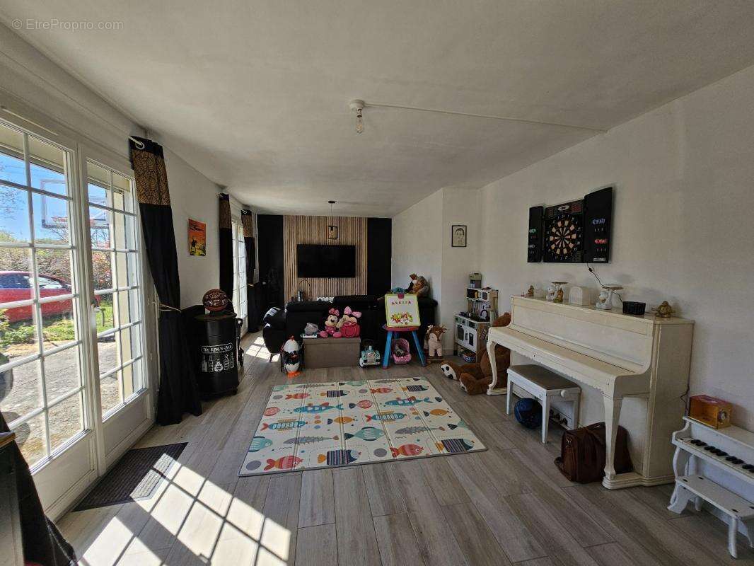 Maison à HONGUEMARE-GUENOUVILLE