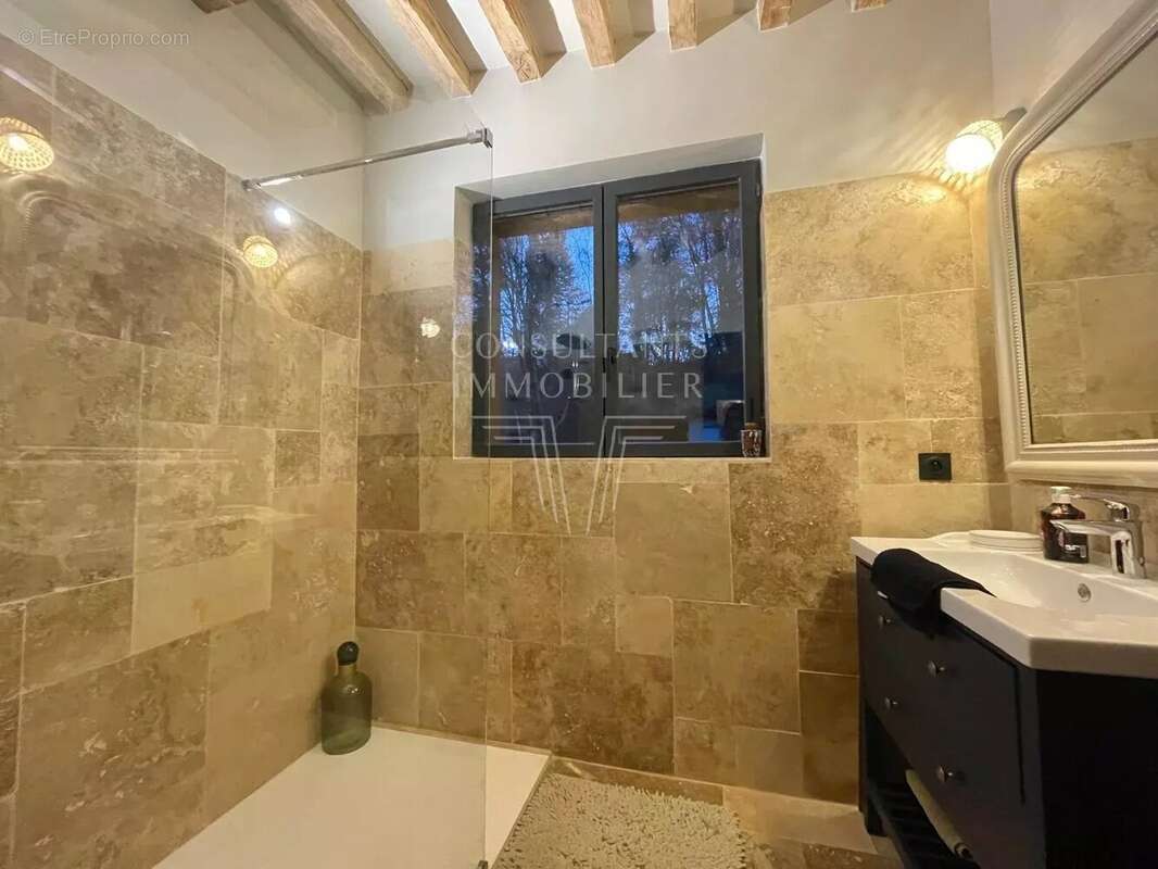 Maison à CORMEILLES