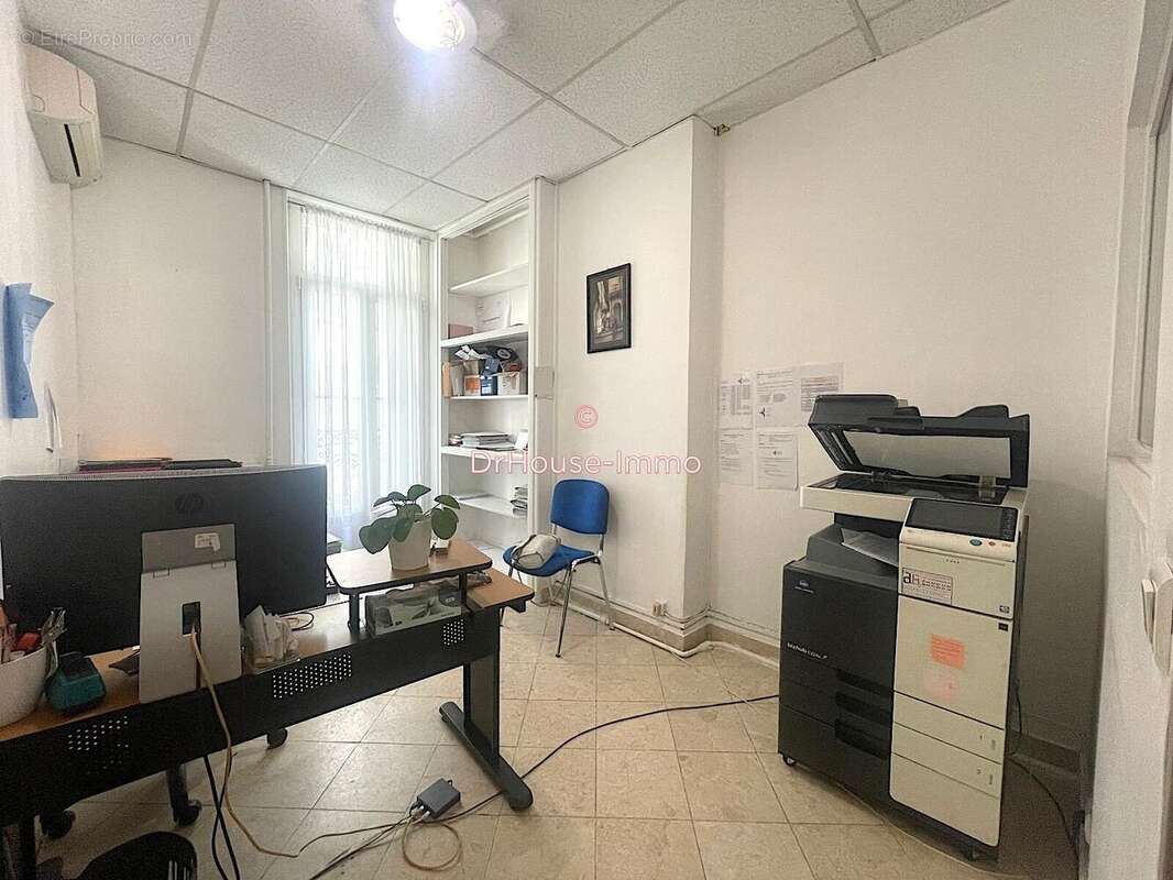 Commerce à MARSEILLE-1E